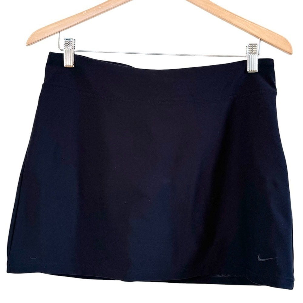 🌈 6/$60 Nike Skorts Navy Blue Fast Dry Small